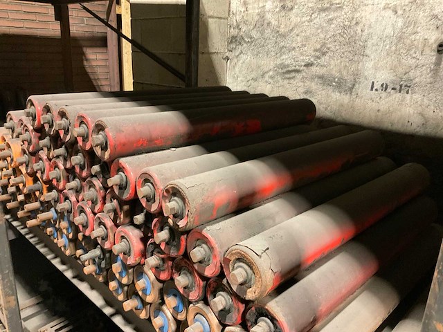 Rollenbaan onderdelen in stelling - afbeelding 18 van  22