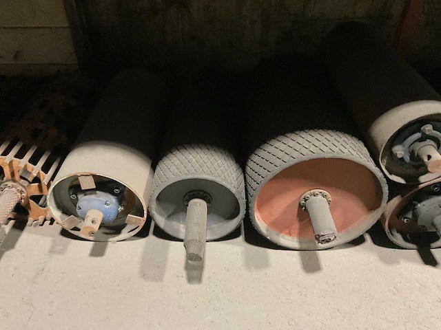 Rollenbaan onderdelen in stelling - afbeelding 19 van  22