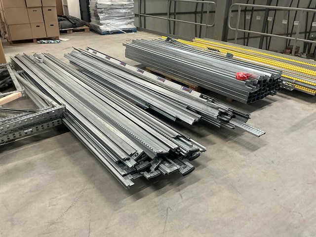 Rollenbaan/inpaktafel onderdelen - afbeelding 2 van  6