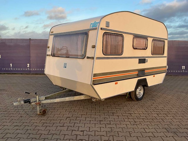 Roller palace 350 caravan - afbeelding 1 van  10