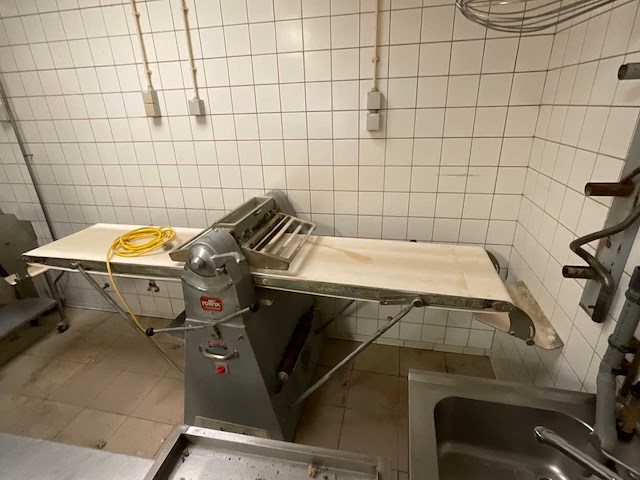 Rollfix deeguitrol machine - afbeelding 1 van  4