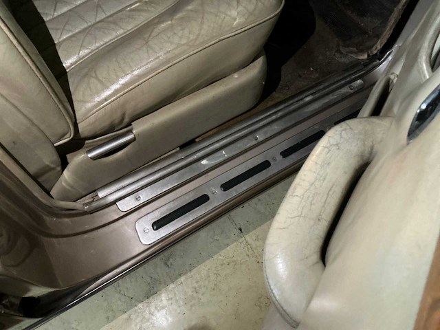 Rolls royce - 1970 - silver shadow 6.8 saloon type i - personenauto - afbeelding 24 van  41