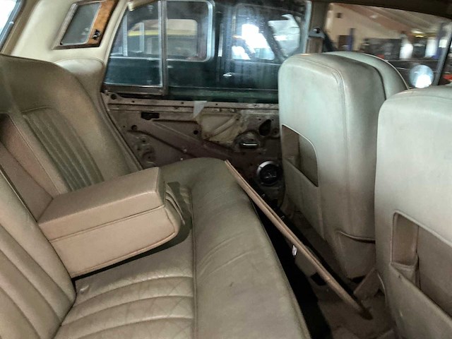 Rolls royce - 1970 - silver shadow 6.8 saloon type i - personenauto - afbeelding 13 van  41
