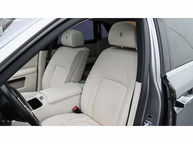 Rolls-royce - ghost - 6.6 v12 - 2010 - rg-978-n - afbeelding 4 van  27