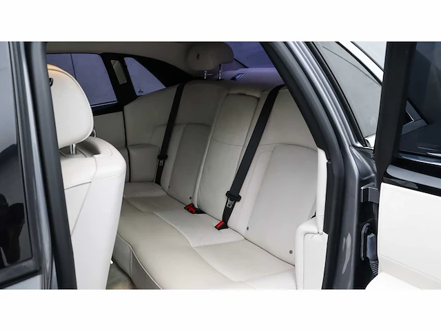 Rolls-royce - ghost - 6.6 v12 - 2010 - rg-978-n - afbeelding 20 van  27