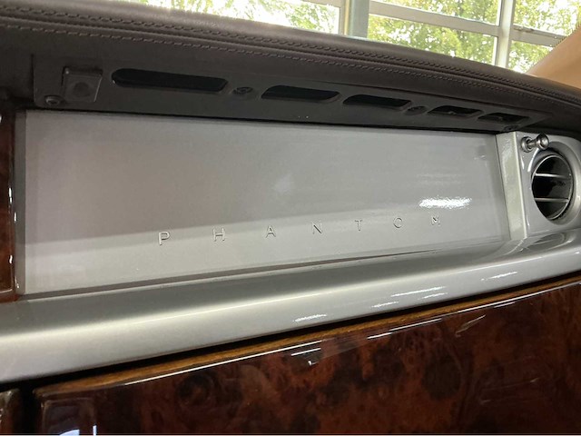 Rolls-royce phantom 6.75 v12 | 2004 | een icoon van luxe & britse klasse btw auto slechts 37000 km - afbeelding 20 van  31