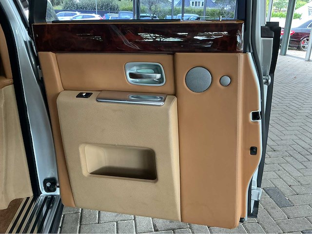 Rolls-royce phantom 6.75 v12 | 2004 | een icoon van luxe & britse klasse btw auto slechts 37000 km - afbeelding 22 van  31