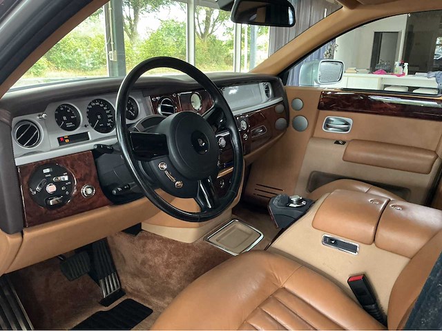 Rolls-royce phantom 6.75 v12 | 2004 | een icoon van luxe & britse klasse btw auto slechts 37000 km - afbeelding 17 van  30
