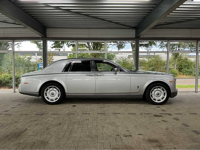 Rolls-royce phantom 6.75 v12 | 2004 | een icoon van luxe & britse klasse btw auto slechts 37000 km - afbeelding 30 van  31