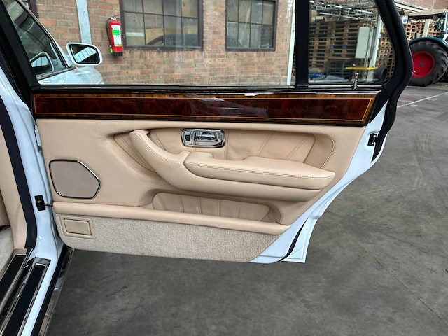 Rolls-royce silver seraph park ward 5.4 v12 322pk 2002 youngtimer - afbeelding 29 van  36