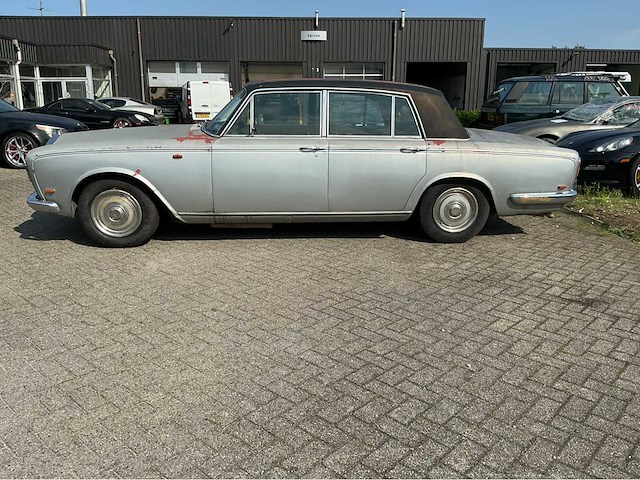 Rolls royce silver shadow | 6.75 v8 | 1969 | 203 pk | 35.000 miles | marge auto | youngtimer - afbeelding 9 van  11