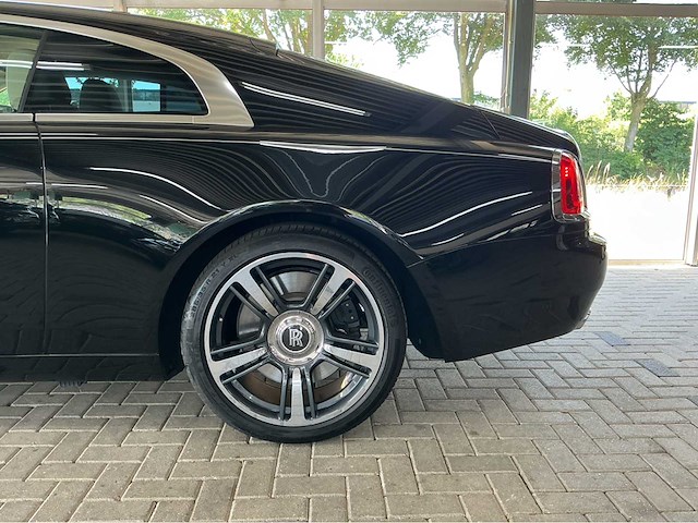 Rolls royce wraith | 6.6 v12 | 2015 | 632 pk | starburst headliner | 34.000 km | btw auto - afbeelding 15 van  69