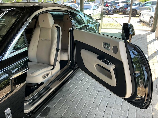 Rolls royce wraith | 6.6 v12 | 2015 | 632 pk | starburst headliner | 34.000 km | btw auto - afbeelding 28 van  69