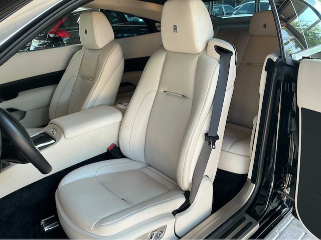 Rolls royce wraith | 6.6 v12 | 2015 | 632 pk | starburst headliner | 34.000 km | btw auto - afbeelding 31 van  69