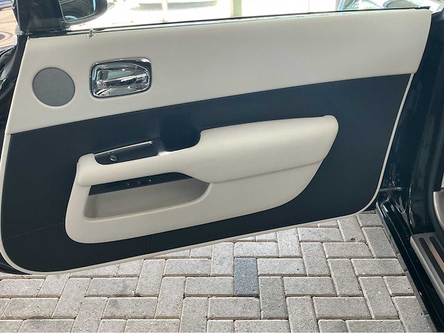 Rolls royce wraith | 6.6 v12 | 2015 | 632 pk | starburst headliner | 34.000 km | btw auto - afbeelding 39 van  69