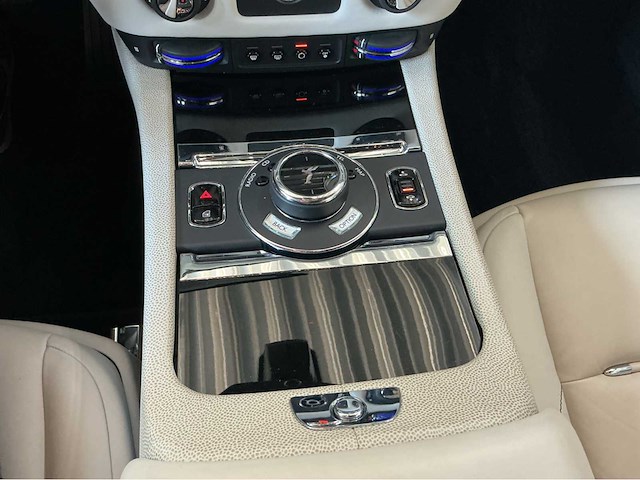 Rolls royce wraith | 6.6 v12 | 2015 | 632 pk | starburst headliner | 34.000 km | btw auto - afbeelding 43 van  69