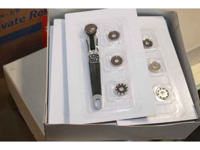 Rolmesjes 24 stuks in ds 022 - afbeelding 2 van  3