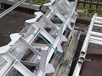 Rolsteiger in onderdelen en 2x metalen frame, o.a zarges - afbeelding 7 van  7