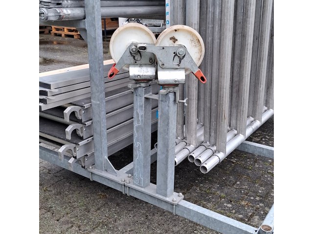Rolsteiger incl. frame euroscaffold - afbeelding 9 van  23