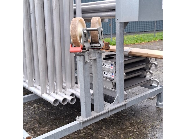 Rolsteiger incl. frame euroscaffold - afbeelding 10 van  23