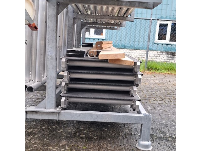 Rolsteiger incl. frame euroscaffold - afbeelding 19 van  23
