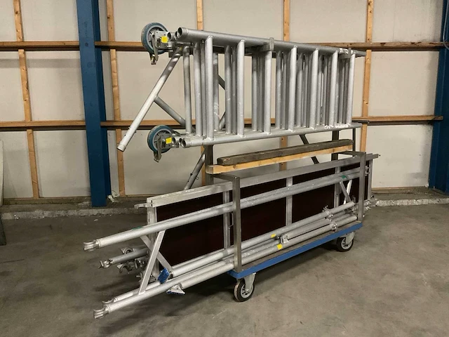 Rolsteiger - afbeelding 1 van  6