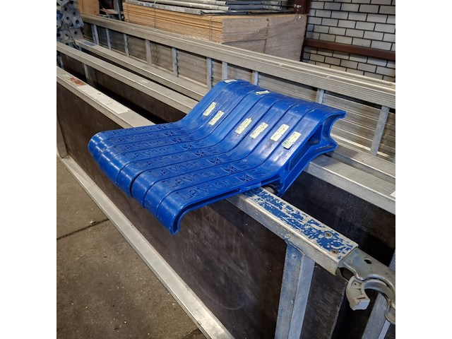 Rolsteigermateriaal - afbeelding 11 van  13