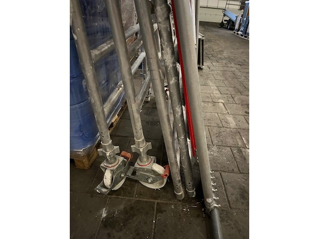 Rolsteigerplatform rs tower 42 hxb ca. 400x135 cm, altrex - afbeelding 10 van  10