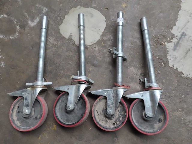 Rolsteigerwiel (4x) - afbeelding 1 van  1