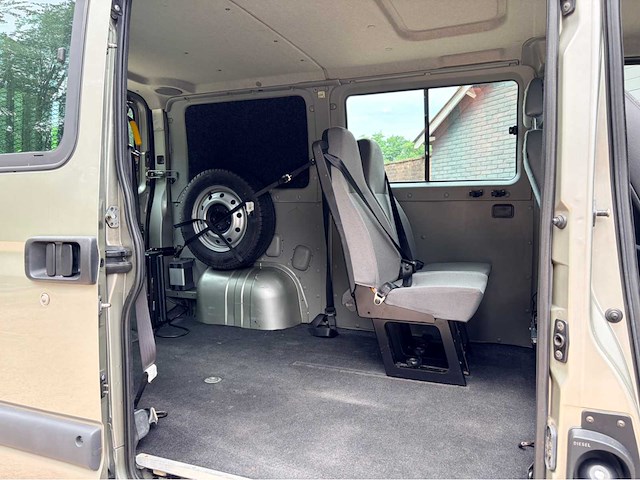 Rolstoelbus renault master automaat t28 2.5 dci l1h1 dc personenauto - afbeelding 6 van  15