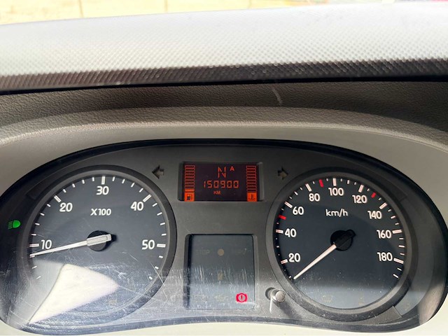 Rolstoelbus renault master automaat t28 2.5 dci l1h1 dc personenauto - afbeelding 7 van  15