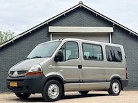 Rolstoelbus renault master automaat t28 2.5 dci l1h1 dc personenauto - afbeelding 8 van  15