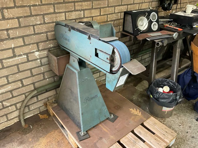 Romas backstand bandschuurmachine - afbeelding 2 van  8