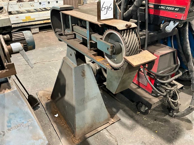 Romas backstand bandschuurmachine - afbeelding 2 van  5