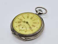 Romeins zilveren zakhorloge - mechanisch - defect - afbeelding 2 van  7