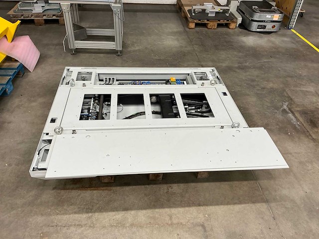 Romias lift t.b.v. otto robot - afbeelding 6 van  13