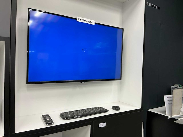 Romias showroom presentatiewand - afbeelding 8 van  12