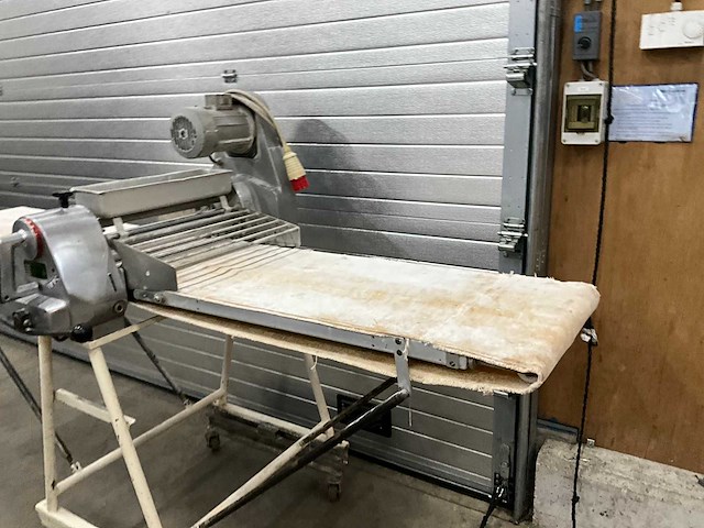 Ronda syn 503 uitrolmachine - afbeelding 4 van  11