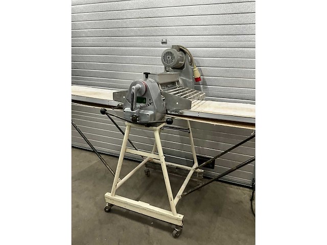 Ronda syn 503 uitrolmachine - afbeelding 5 van  11