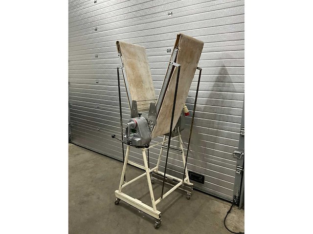 Ronda syn 503 uitrolmachine - afbeelding 11 van  11