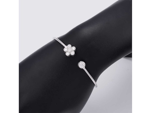 Ronde armband met briljanten en bloemmotief - afbeelding 2 van  6