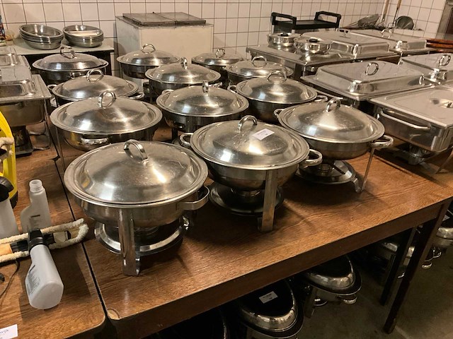 Ronde chaving dishes (6x) - afbeelding 1 van  5