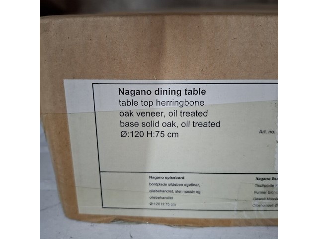 Ronde eetkamertafel, actona, nagano round dining table, oak oiled veneer - afbeelding 6 van  6