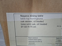 Ronde eetkamertafel, actona, nagano round dining table, oak oiled veneer - afbeelding 6 van  6