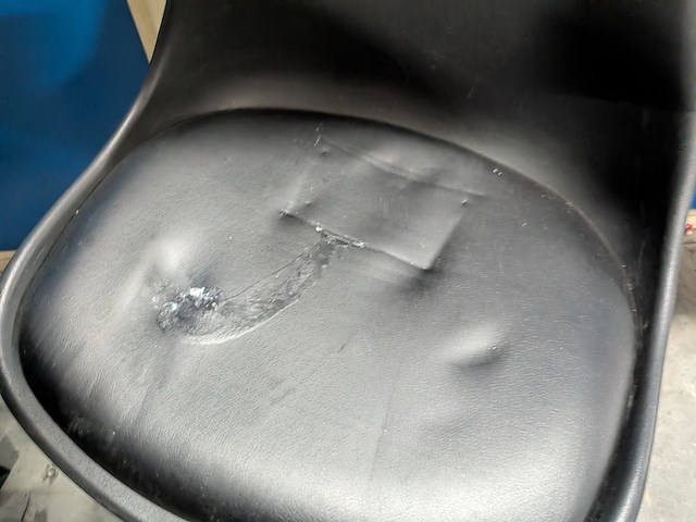 Ronde eetkamertafel met 4 stoelen - afbeelding 11 van  11