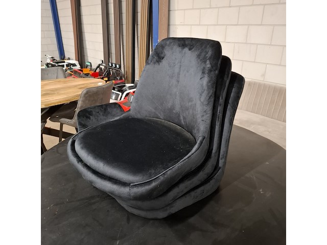 Ronde eetkamertafel met 4x stoel - afbeelding 9 van  9