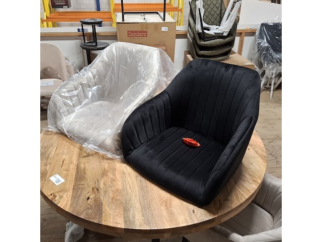 Ronde eetkamertafel met 4x stoel - afbeelding 3 van  11