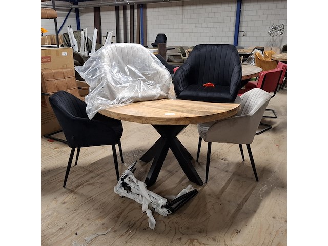 Ronde eetkamertafel met 4x stoel - afbeelding 1 van  11