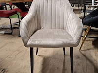 Ronde eetkamertafel met 4x stoel - afbeelding 10 van  11