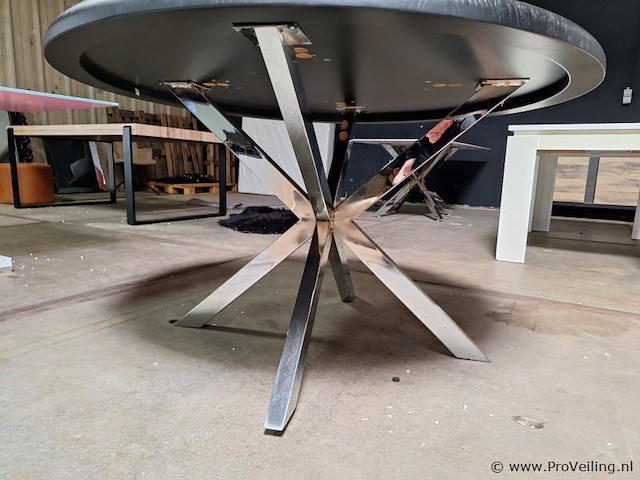Ronde eettafel - diameter ca. 130 cm; hoogte ca. 77 cm - afbeelding 3 van  5